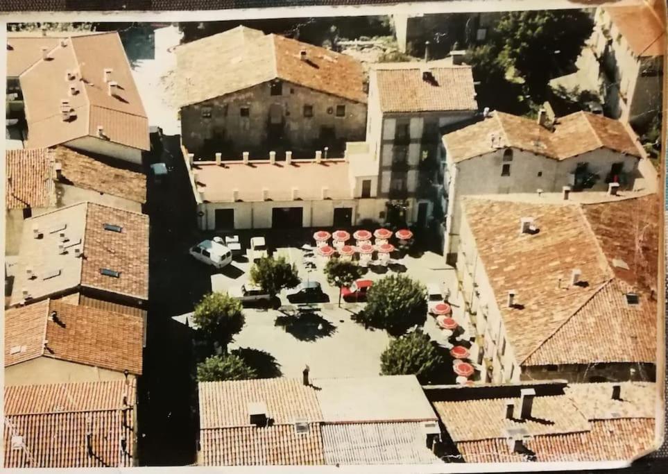 Pis amb encant a Campdevànol,al centre del poble. Esterno foto